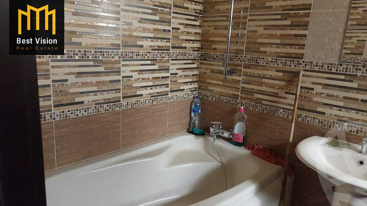 https://aqarmap.com.eg/ar/listing/3911914-for-rent-cairo-new-cairo-ltjm-lkhms-el-ahyaa-fifth-neighborhood-street-10