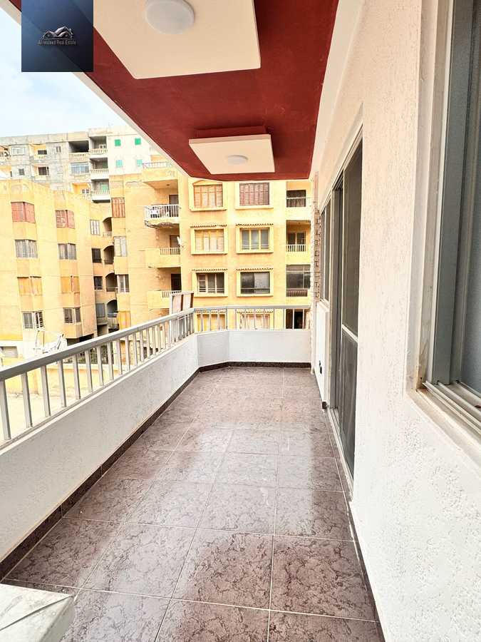 https://aqarmap.com.eg/en/listing/5840419-for-sale-alexandria-l-jmy-shataa-el-nakheel-street-4