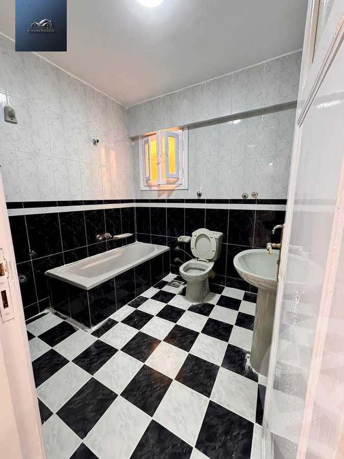 https://aqarmap.com.eg/ar/listing/6199363-for-sale-alexandria-l-jmy-shataa-el-nakheel-street-12