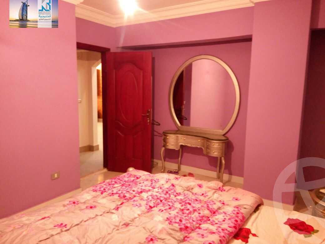https://aqarmap.com.eg/ar/listing/4255633-for-sale-cairo-el-sheikh-zayed-city-el-hay-eltaseaa-area-2