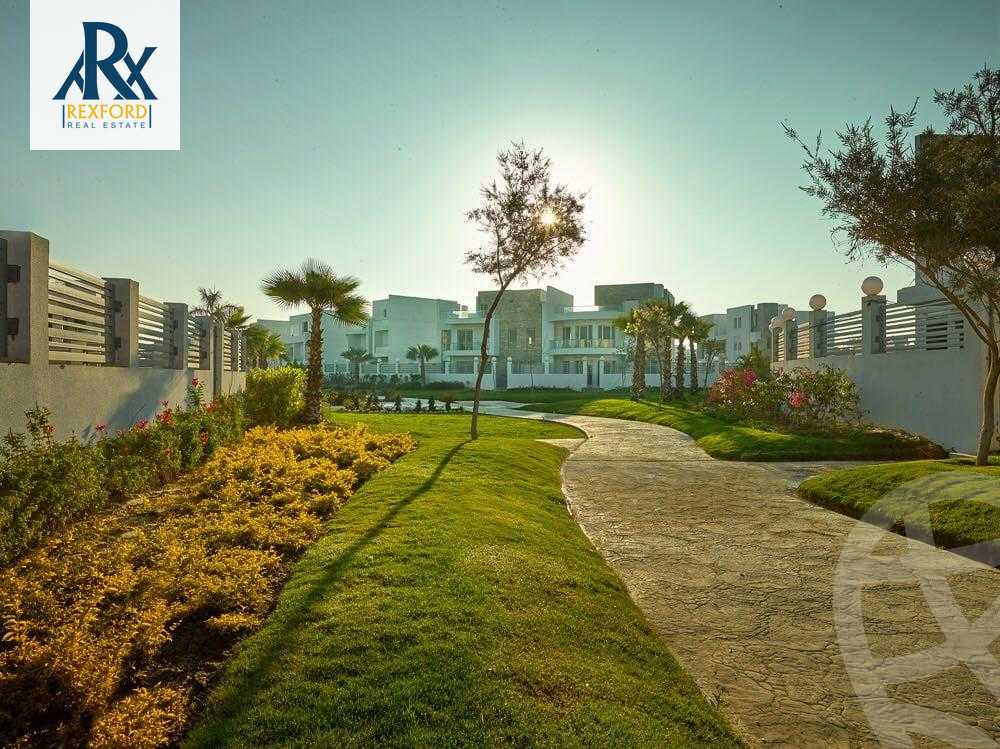 https://aqarmap.com.eg/ar/listing/4005897-for-sale-cairo-6th-of-october-compounds-cleopatra-square