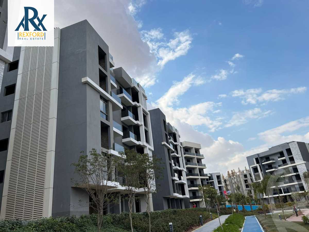 https://aqarmap.com.eg/ar/listing/3996473-for-sale-cairo-6th-of-october-compound-sun-capital
