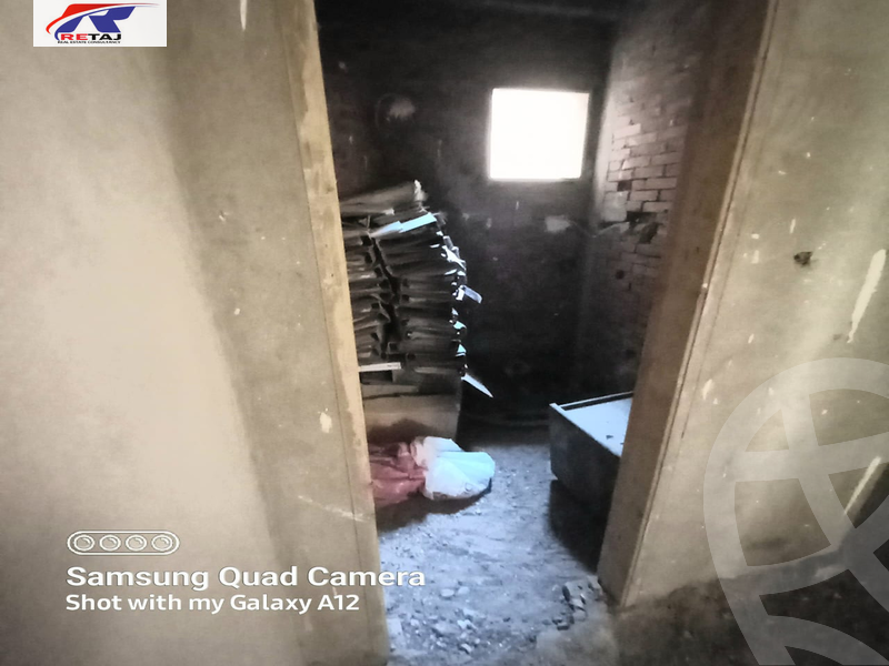https://aqarmap.com.eg/ar/listing/3881280-for-sale-cairo-new-cairo-first-settlement-mhwr-mstfy-kml