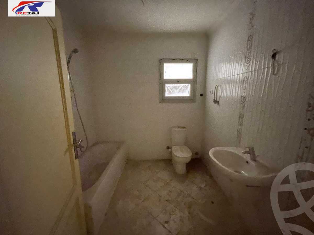 https://aqarmap.com.eg/en/listing/4048486-for-sale-cairo-new-cairo-compounds-ritaj