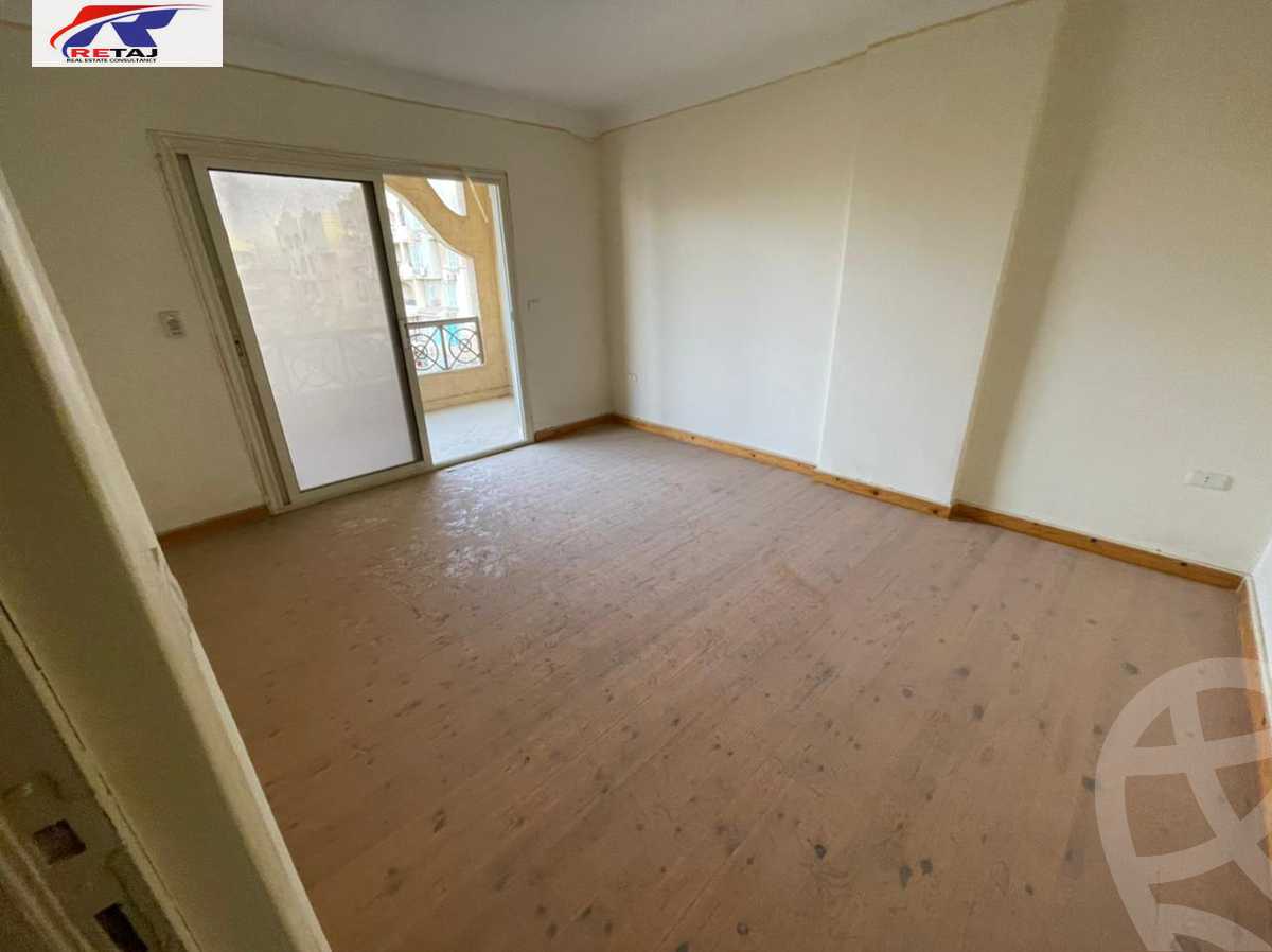 https://aqarmap.com.eg/en/listing/4048486-for-sale-cairo-new-cairo-compounds-ritaj