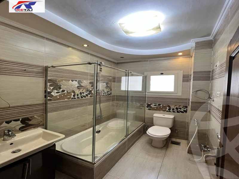 https://aqarmap.com.eg/en/listing/4082246-for-sale-cairo-new-cairo-sharq-el-akadamiya-al-tahrir-st