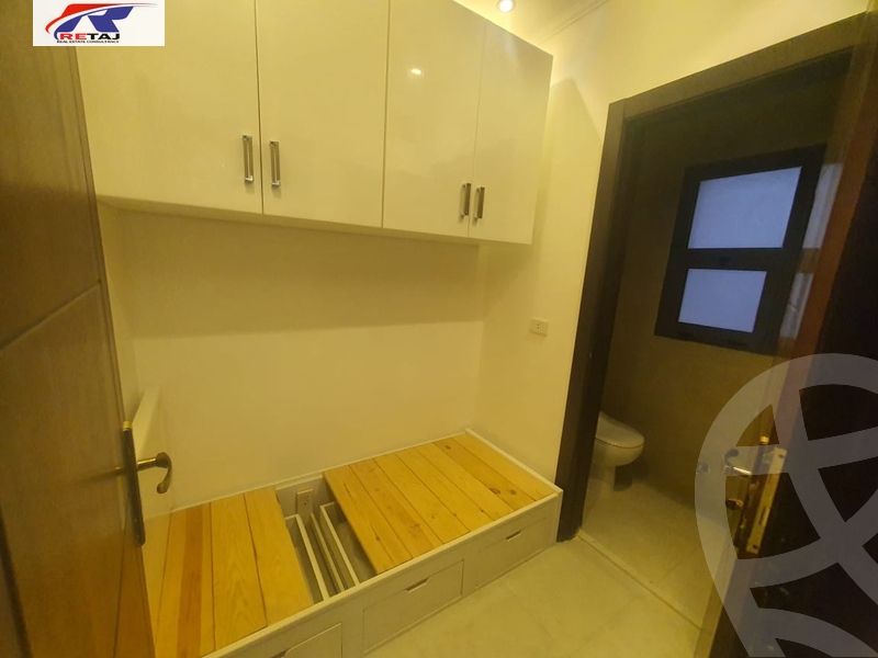 https://aqarmap.com.eg/en/listing/4094246-for-sale-cairo-new-cairo-compounds-the-square