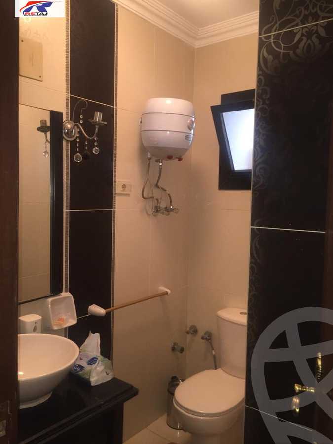https://aqarmap.com.eg/en/listing/4094378-for-rent-cairo-new-cairo-compounds-la-rose