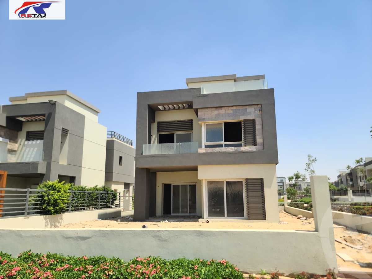 https://aqarmap.com.eg/en/listing/4154111-for-sale-cairo-new-cairo-compounds-mountain-view-hyde-park