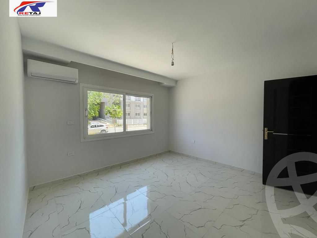 https://aqarmap.com.eg/en/listing/4213687-for-rent-cairo-new-cairo-compounds-mountain-view-hyde-park