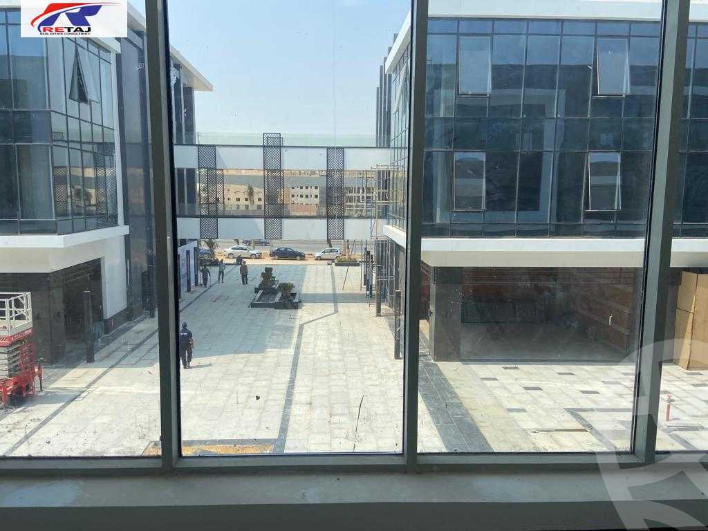 https://aqarmap.com.eg/en/listing/4224794-for-rent-cairo-new-cairo-compounds-jwr-kwmyrshyl-kwmblks-makeplace