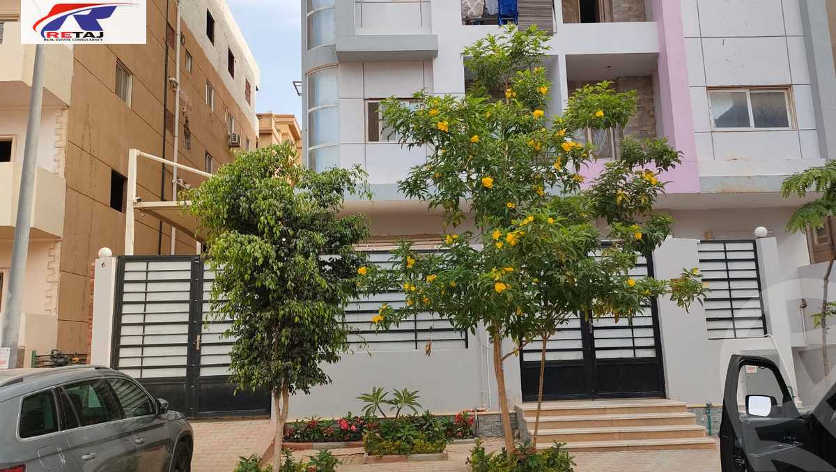 https://aqarmap.com.eg/en/listing/4227516-for-sale-cairo-new-cairo-compounds