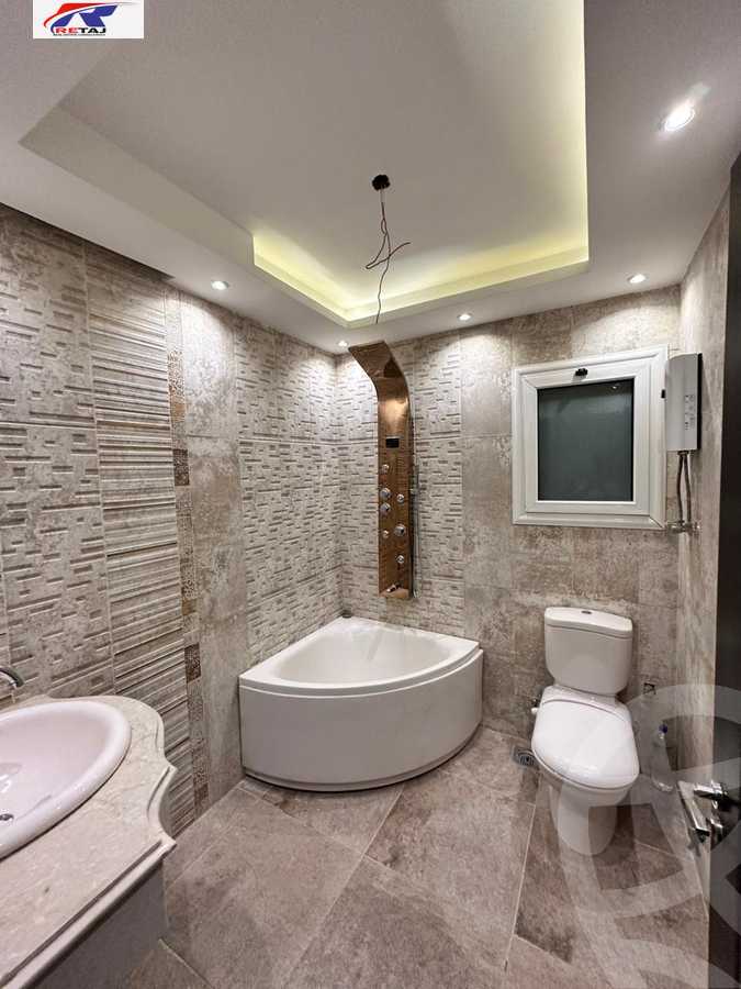 https://aqarmap.com.eg/en/listing/4261448-for-rent-cairo-new-cairo-compounds-the-square