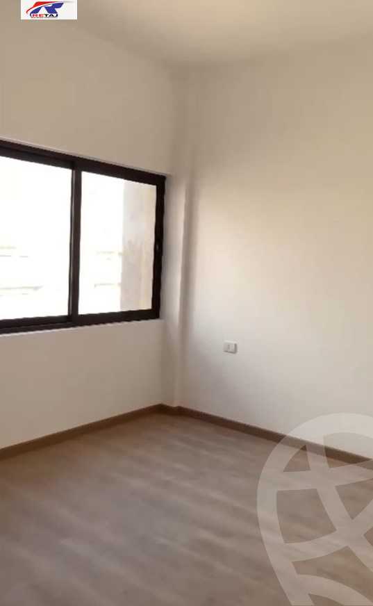https://aqarmap.com.eg/en/listing/4277185-for-sale-cairo-new-cairo-compounds-fifth-square