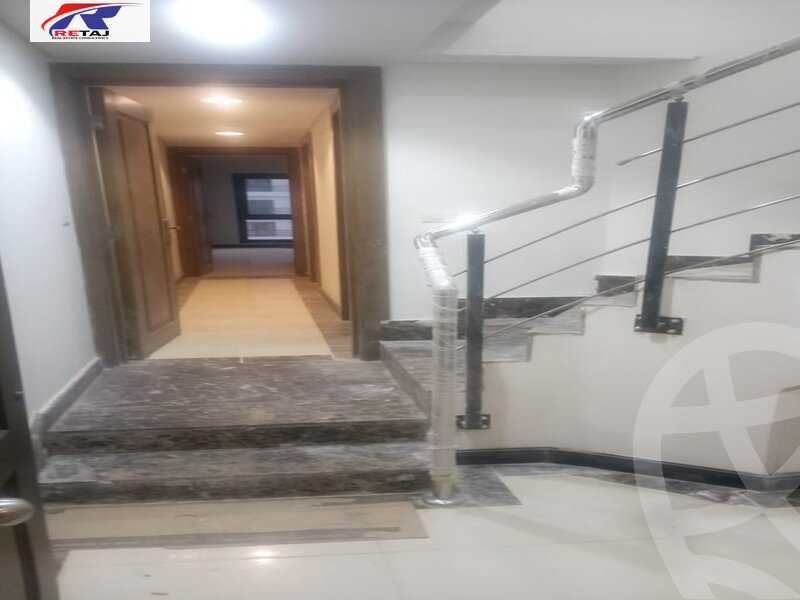 https://aqarmap.com.eg/ar/listing/4278899-for-rent-cairo-new-cairo-compounds-porto-cairo-villas