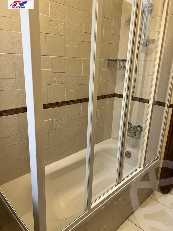 https://aqarmap.com.eg/en/listing/4301012-for-rent-cairo-new-cairo-sharq-el-akadamiya-mohammad-othman-st