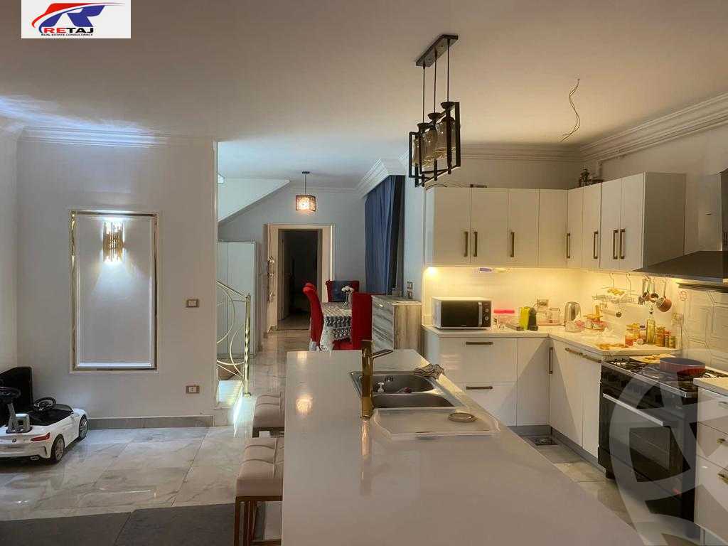https://aqarmap.com.eg/ar/listing/4357274-for-sale-cairo-new-cairo-compounds-moon-valley
