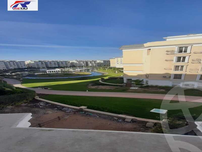 https://aqarmap.com.eg/en/listing/4521103-for-rent-cairo-new-cairo-compounds-mountain-view-hyde-park