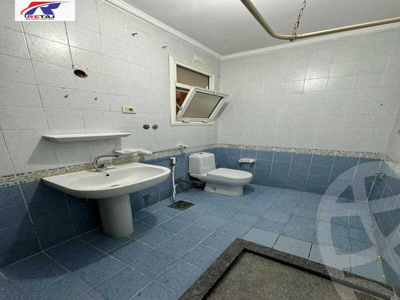 https://aqarmap.com.eg/ar/listing/4595604-for-rent-cairo-new-cairo-lrhb-city-phase-4-mostafa-kamel-st