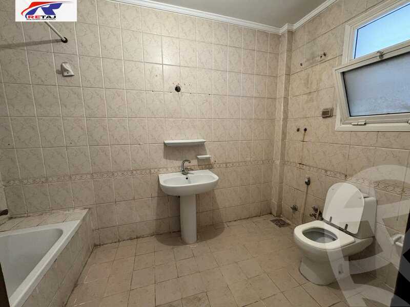 https://aqarmap.com.eg/ar/listing/4595604-for-rent-cairo-new-cairo-lrhb-city-phase-4-mostafa-kamel-st