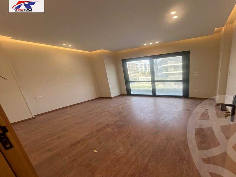 https://aqarmap.com.eg/ar/listing/4678381-for-rent-cairo-new-cairo-compounds-el-patio-oro