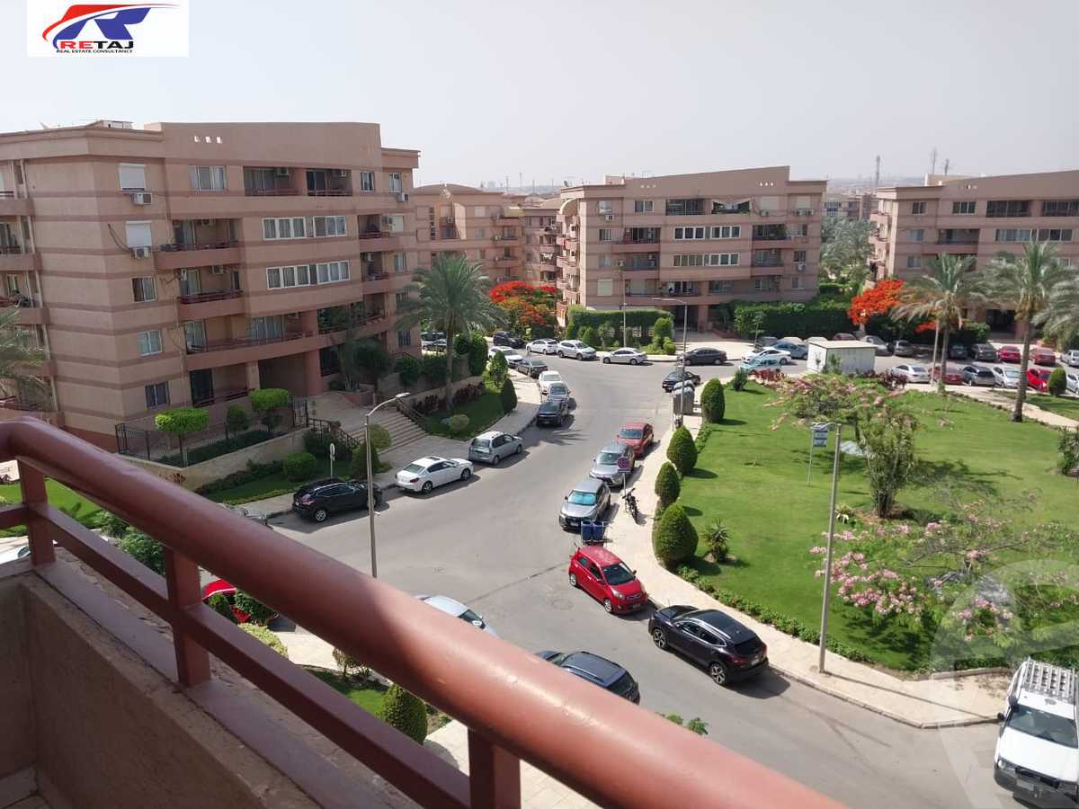 https://aqarmap.com.eg/en/listing/4809934-for-sale-cairo-new-cairo-lrhb-city-phase-4-mostafa-el-nahaas-st