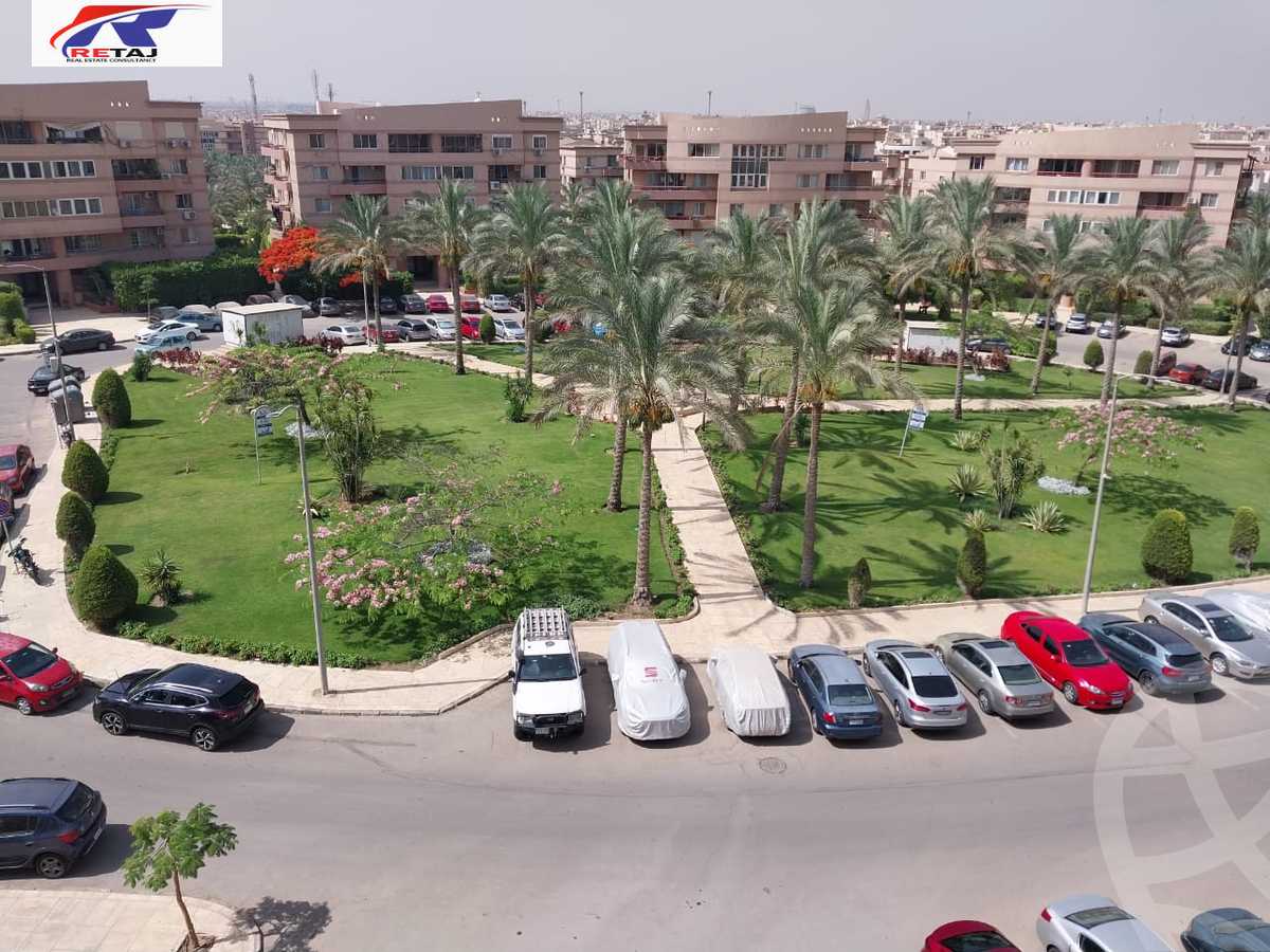 https://aqarmap.com.eg/en/listing/4809934-for-sale-cairo-new-cairo-lrhb-city-phase-4-mostafa-el-nahaas-st