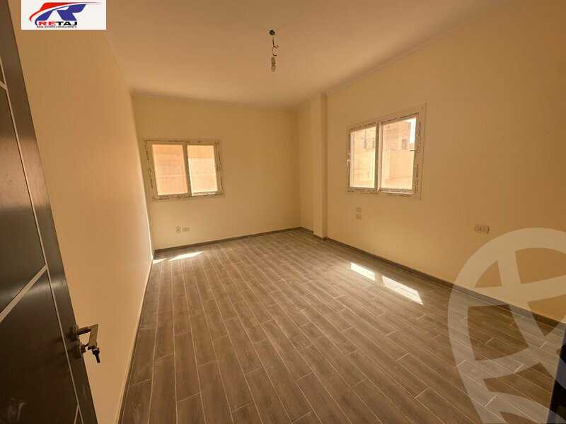 https://aqarmap.com.eg/en/listing/4819348-for-rent-cairo-new-cairo-south-investors-mohammed-nagib-axis-st