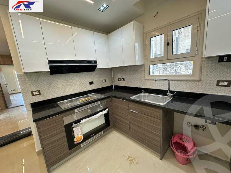 https://aqarmap.com.eg/ar/listing/4819401-for-rent-cairo-new-cairo-compounds-mountain-view-hyde-park