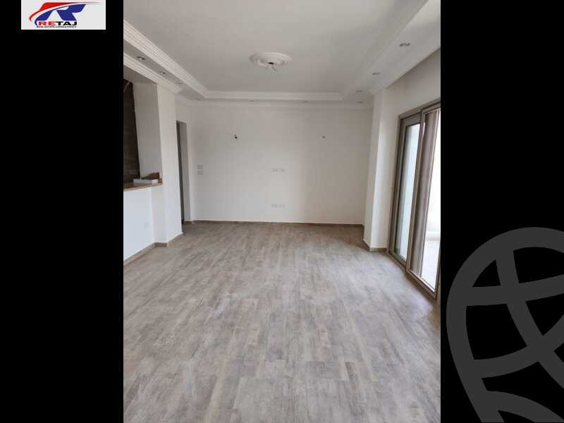 https://aqarmap.com.eg/en/listing/4843727-for-sale-cairo-new-cairo-compounds-galleria-moon-valley