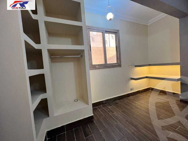 https://aqarmap.com.eg/en/listing/4876320-for-rent-cairo-new-cairo-compounds-el-mostashareen-compound