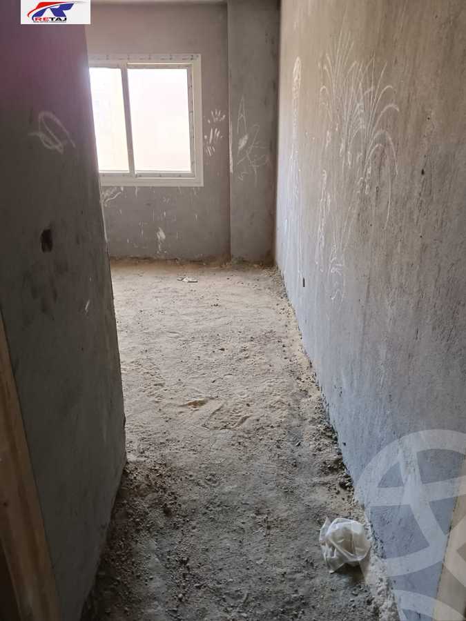 https://aqarmap.com.eg/en/listing/4976418-for-sale-cairo-new-cairo-compounds-loaloat-new-cairo