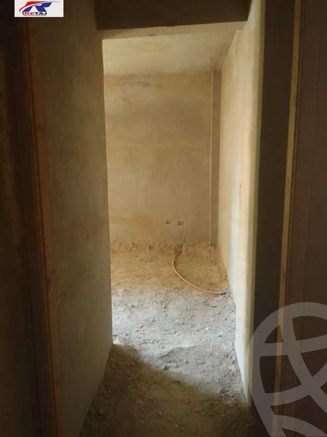 https://aqarmap.com.eg/en/listing/5000467-for-sale-cairo-new-cairo-compounds-bankers-compound