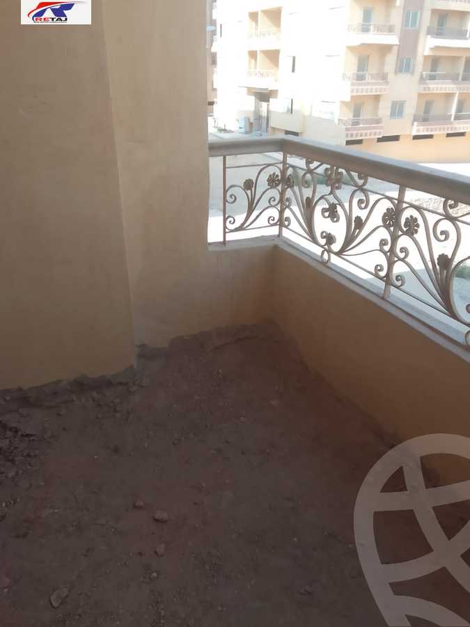 https://aqarmap.com.eg/en/listing/5000467-for-sale-cairo-new-cairo-compounds-bankers-compound