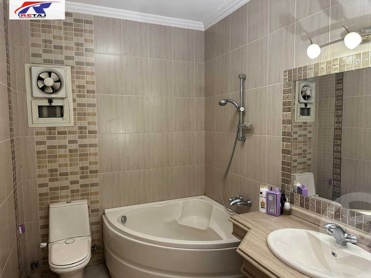 https://aqarmap.com.eg/en/listing/5029884-for-sale-cairo-new-cairo-el-ahyaa-fifth-neighborhood-street-44