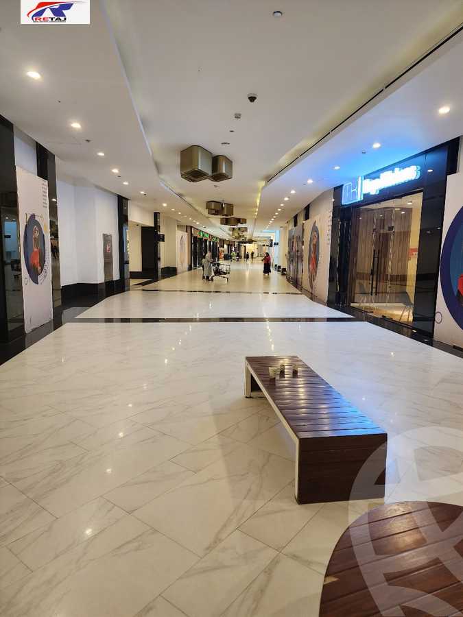 https://aqarmap.com.eg/ar/listing/5140415-for-sale-cairo-new-cairo-compounds-park-mall-arab-development