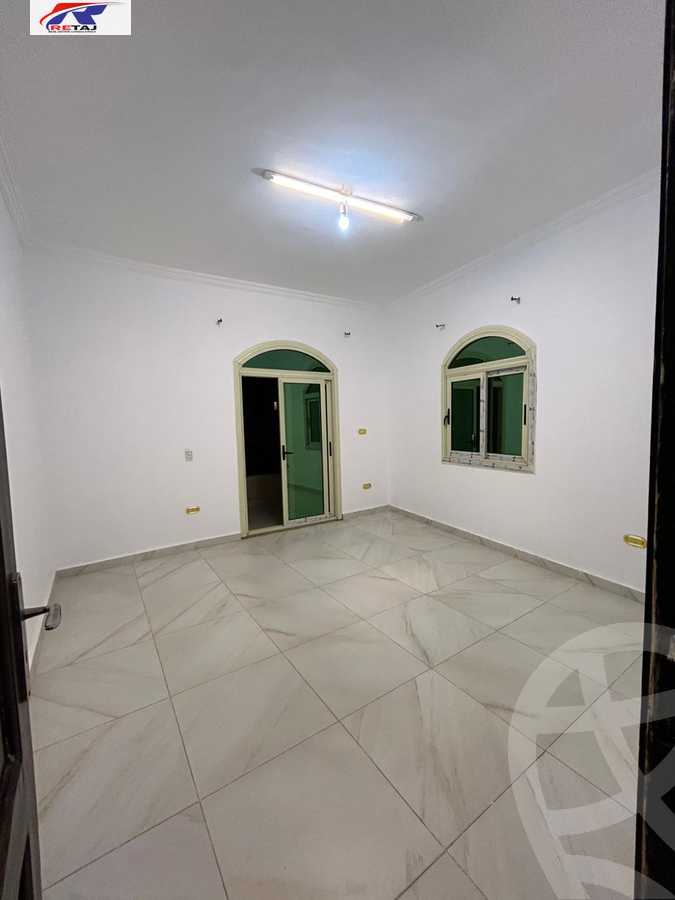https://aqarmap.com.eg/ar/listing/5270373-for-rent-cairo-new-cairo-ganob-el-akadamiya-south-academy-o-el-sheikh-mohamed-khater-st
