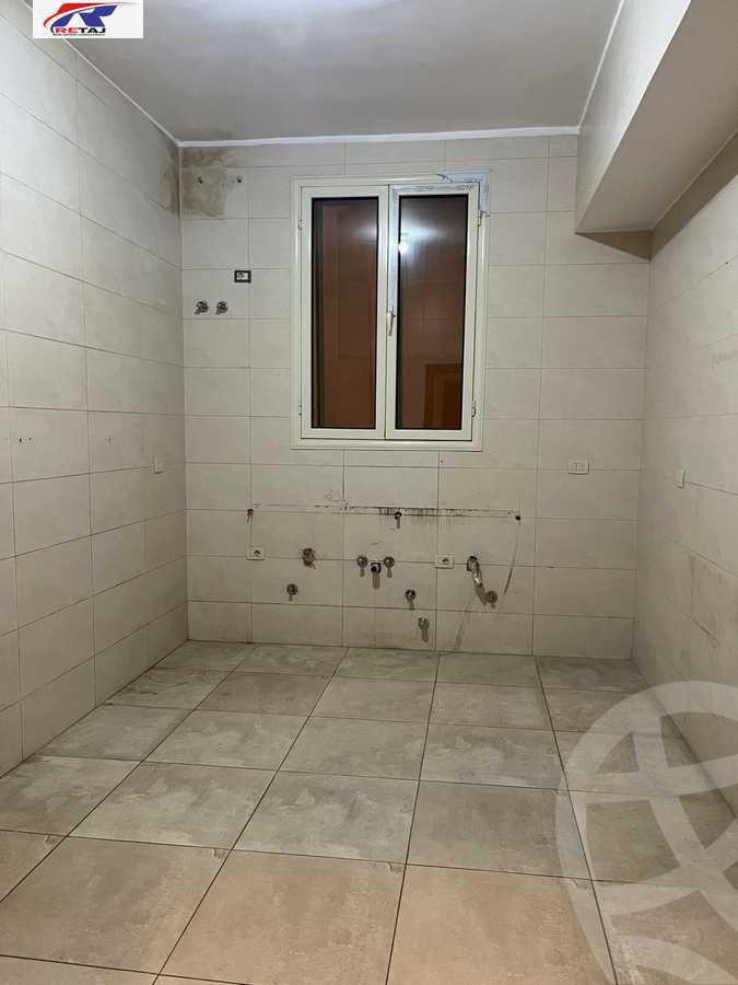 https://aqarmap.com.eg/en/listing/5280626-for-sale-cairo-new-cairo-ganob-el-akadamiya-south-academy-h
