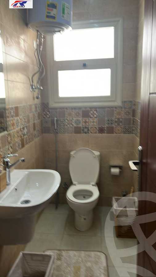 https://aqarmap.com.eg/en/listing/5305234-for-rent-cairo-new-cairo-ganob-el-akadamiya-south-academy-b-taha-hussein-st