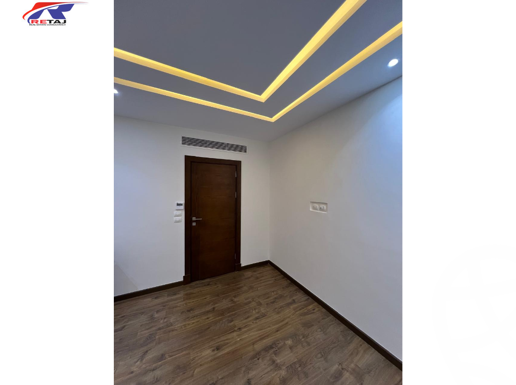 https://aqarmap.com.eg/ar/listing/5328887-for-rent-cairo-new-cairo-compounds-villette-kmbwnd-sky-kwndwz-swdyk-villette
