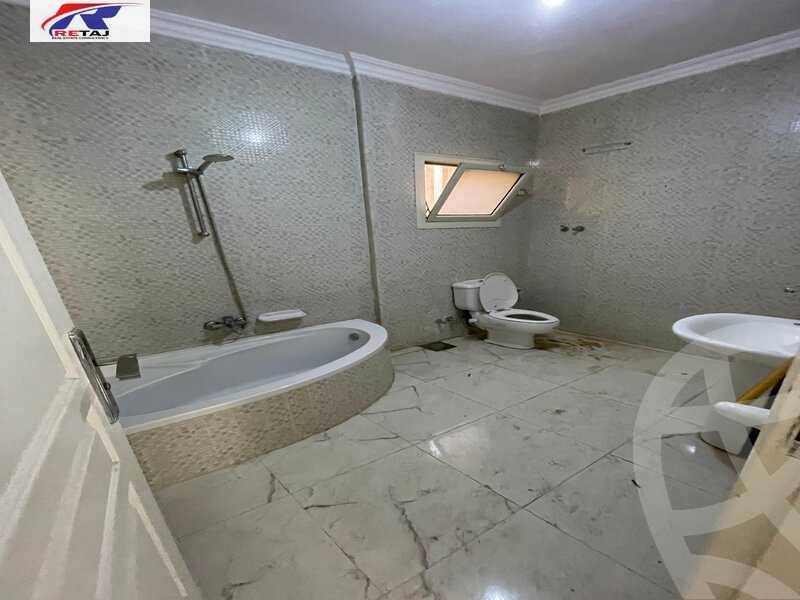 https://aqarmap.com.eg/ar/listing/5335721-for-rent-cairo-new-cairo-ganob-el-akadamiya-south-academy-a-zaid-ebn-haretha-st