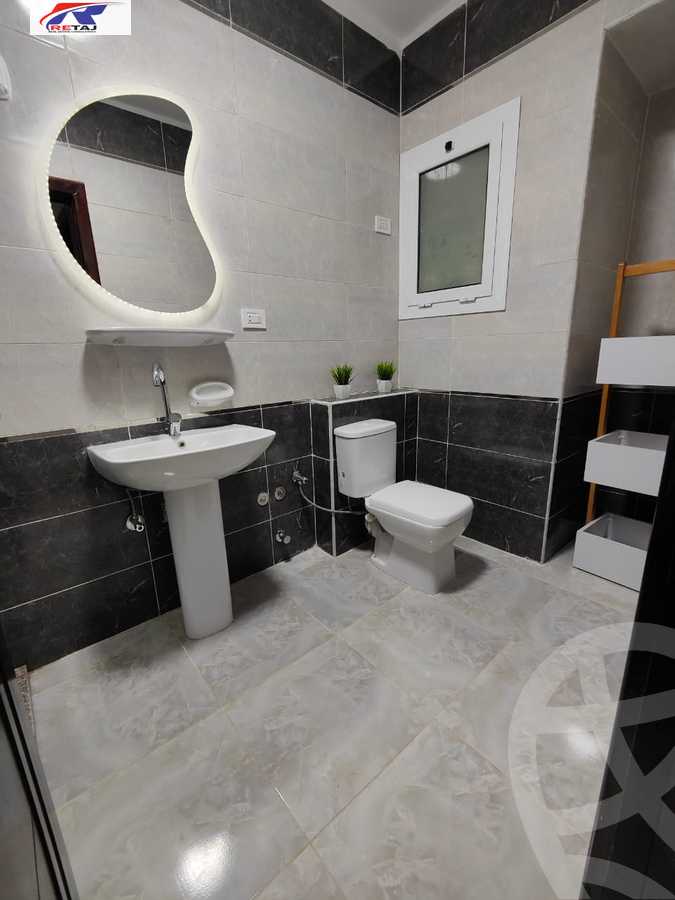 https://aqarmap.com.eg/en/listing/5336333-for-rent-cairo-new-cairo-compounds-hyde-park-centre-ville-hyde-park
