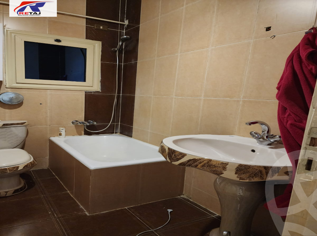 https://aqarmap.com.eg/en/listing/5382460-for-rent-cairo-new-cairo-first-settlement-neighbourhood-5-el-shaheed-islam-raafat-st