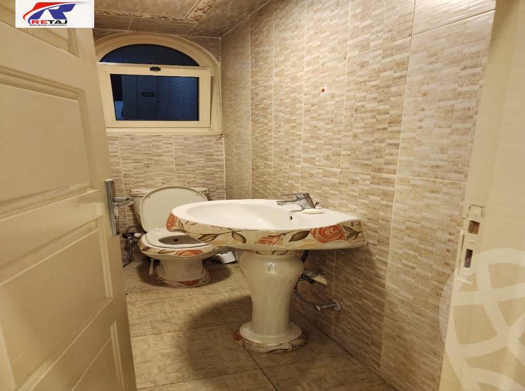 https://aqarmap.com.eg/en/listing/5382460-for-rent-cairo-new-cairo-first-settlement-neighbourhood-5-el-shaheed-islam-raafat-st