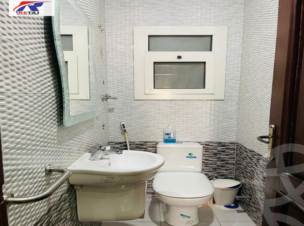 https://aqarmap.com.eg/en/listing/5393797-for-rent-cairo-new-cairo-compounds-hayat-heights