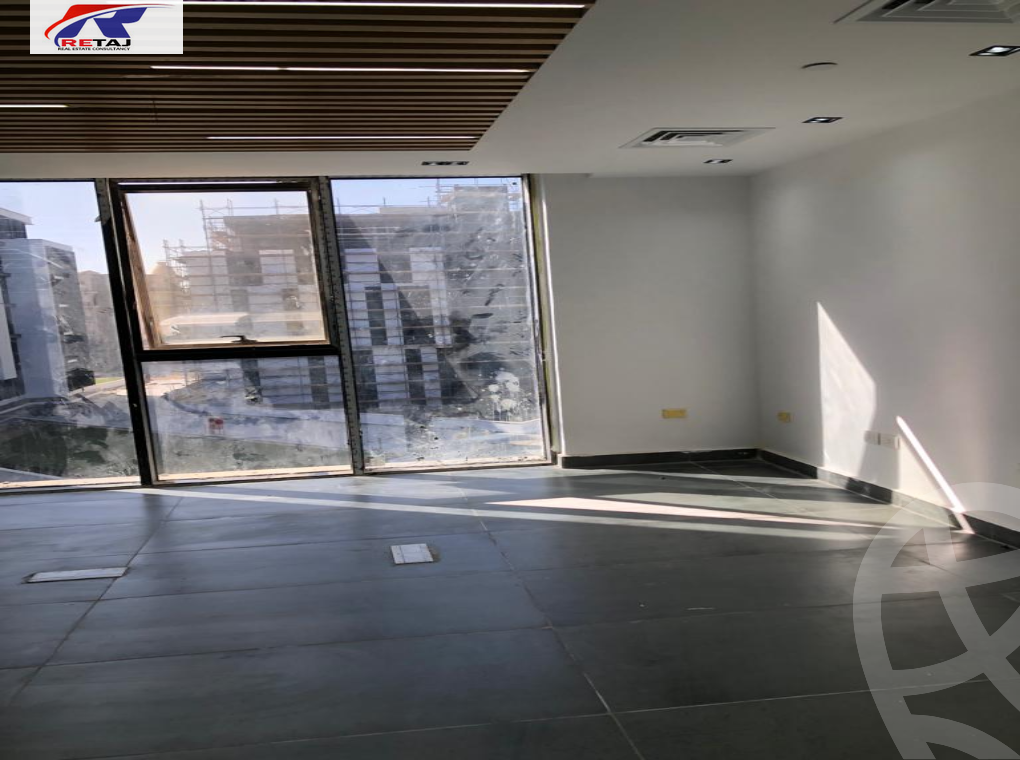 https://aqarmap.com.eg/en/listing/5412648-for-rent-cairo-new-cairo-compounds-hyde-park-centre-ville-hyde-park