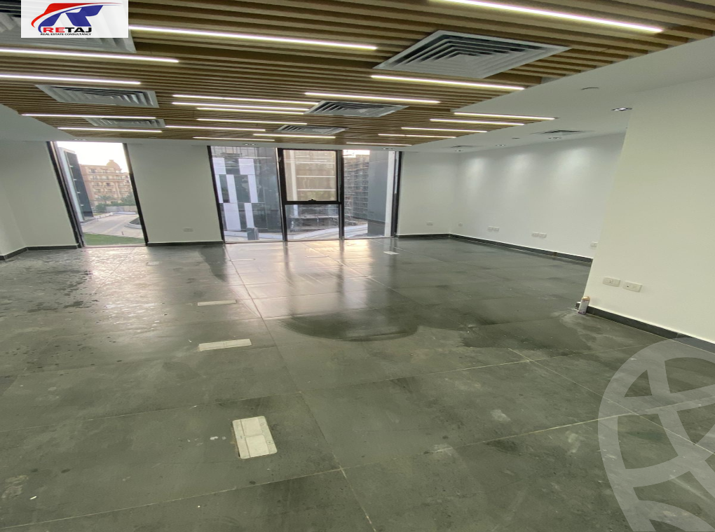 https://aqarmap.com.eg/en/listing/5412648-for-rent-cairo-new-cairo-compounds-hyde-park-centre-ville-hyde-park