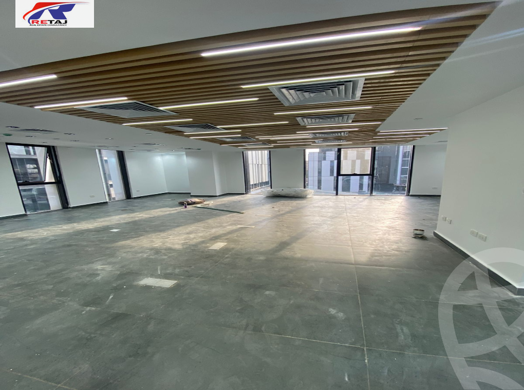 https://aqarmap.com.eg/en/listing/5412648-for-rent-cairo-new-cairo-compounds-hyde-park-centre-ville-hyde-park