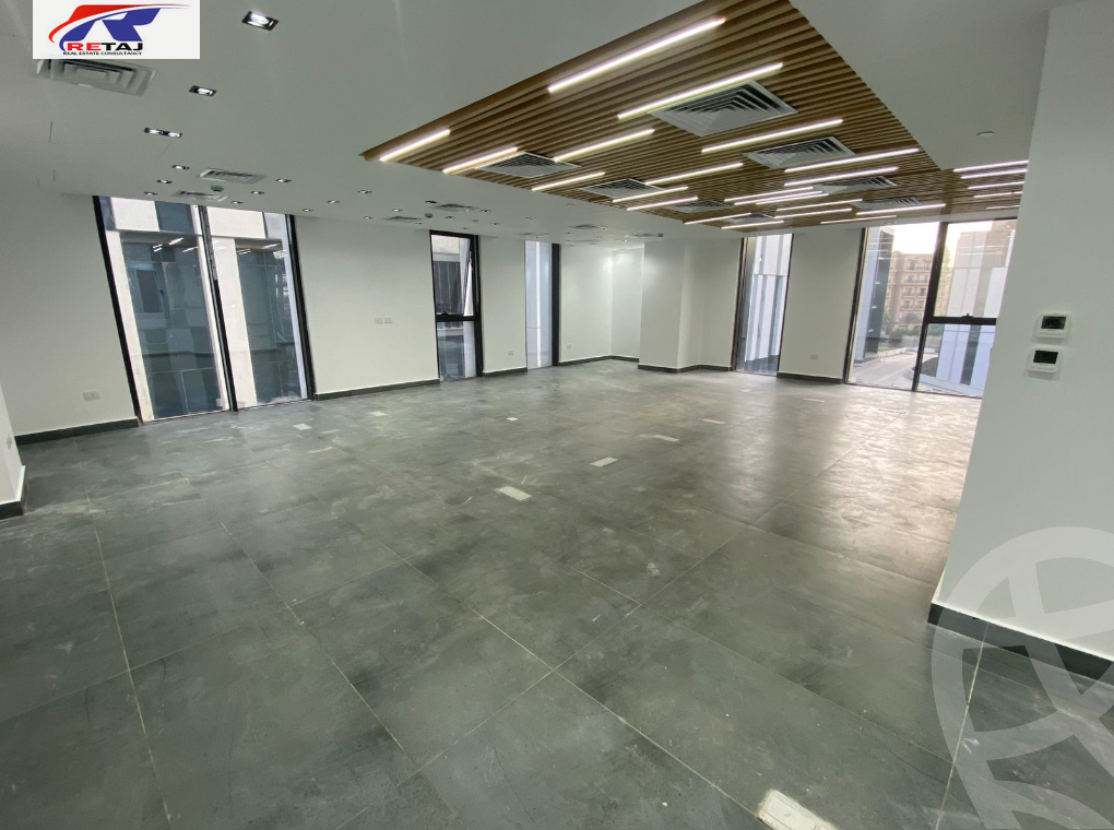 https://aqarmap.com.eg/en/listing/5412648-for-rent-cairo-new-cairo-compounds-hyde-park-centre-ville-hyde-park
