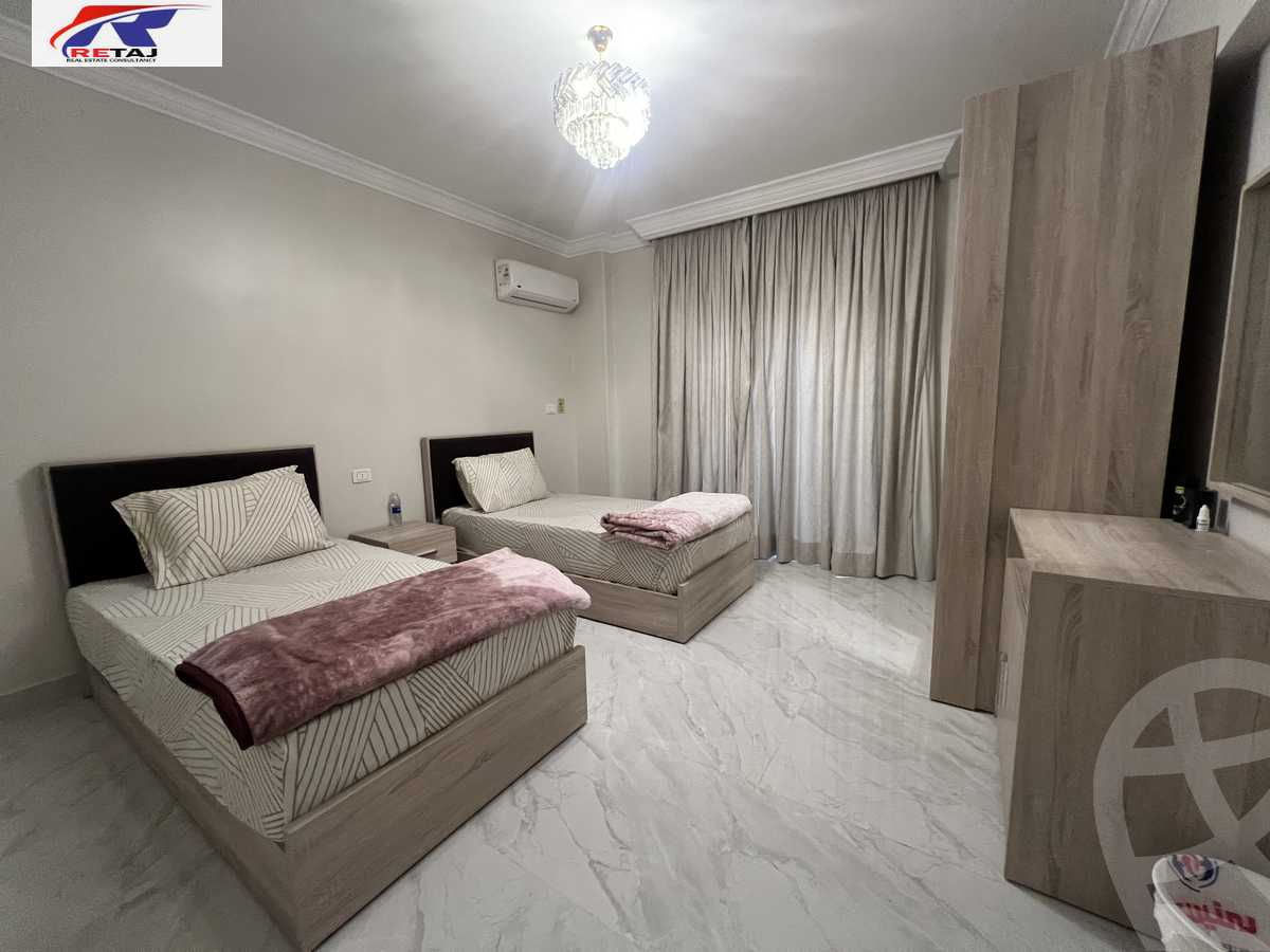 https://aqarmap.com.eg/en/listing/5460688-for-rent-cairo-new-cairo-lrhb-city-phase-5-talaat-mostafa-st